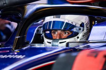 Sainz, nuova vita in Williams: è il pilota più veloce nei test di Abu Dhabi