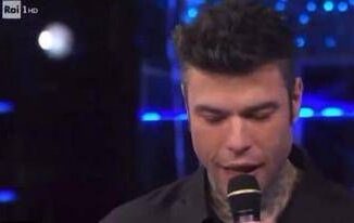Sanremo 2025 Conti Bella stronza di Fedez e Masini versione nuova adattata ai tempi