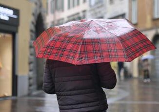 Ancora pioggia e neve al Nord scirocco e caldo al Centro Sud previsioni meteo