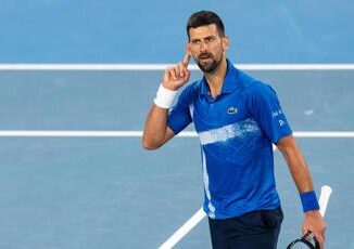 Australian Open Djokovic formato Slam batte Alcaraz e vola in semifinale