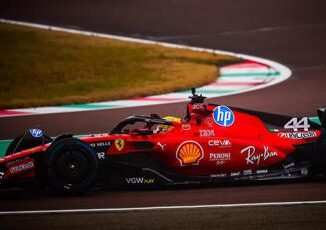 Ferrari inizia lera Hamilton primi giri per Lewis a Fiorano Video