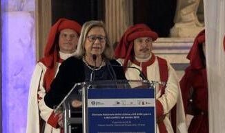 Frassinetti: "Governo sostiene Giornata vittime civili, fondamentale coinvolgere giovani" 3 Frassinetti Governo sostiene Giornata vittime civili fondamentale coinvolgere giovani