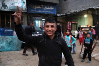 Gaza, tregua da domenica. Hamas rivendica: “Israele è stato sconfitto”