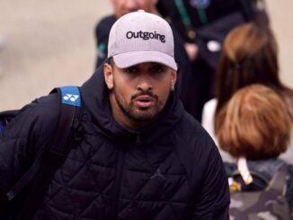 Kyrgios ora tifa Sinner Alcaraz pensa alle ragazze Jannik avra carriera migliore