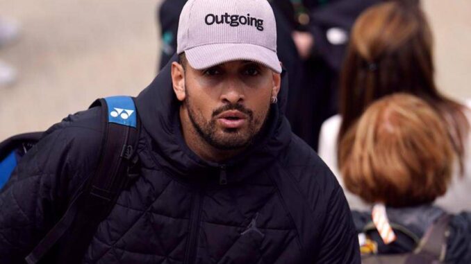 Kyrgios ora ‘tifa’ Sinner: “Alcaraz pensa alle ragazze, Jannik avrà carriera migliore”