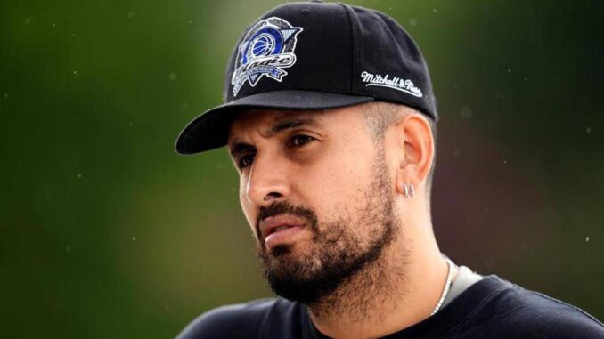 Kyrgios tagliato dalla Bbc (anche) per gli attacchi a Sinner. Non commenterà Wimbledon