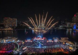 LISA with Leading Thai and International Artists Captivate the World at the Amazing Thailand Countdown 2025 Reinforcing ICONSIAM as the Ultimate Global Countdown Destination