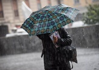 Maltempo e ancora allerta meteo al Sud Basilicata Puglia e Sardegna a rischio