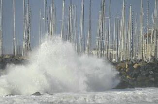 Maltempo temporali e venti di burrasca allerta meteo arancione in Calabria gialla in sei regioni