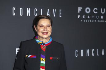 Oscar 2025, Isabella Rossellini candidata. ‘Vermiglio’ è fuori