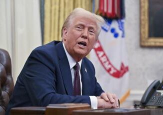 Trump giudice sospende ordine contro ius soli. Presidente Faccio ricorso