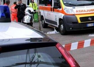 Auto si schianta contro un muro morto 27enne a Cava de Tirreni