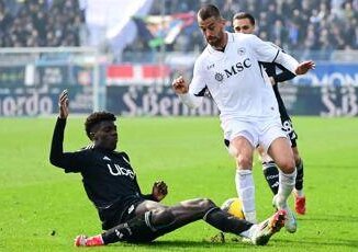 Como Napoli 2 1 Diao stende gli azzurri e Inter sola in vetta