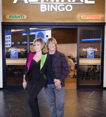 Enzo Paolo Turchi e Carmen Russo brand ambassador ADMIRAL: ospiti d’eccezione a Vicenza per un evento in occasione del Carnevale