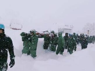 India, almeno 41 operai intrappolati sotto una valanga nell'Himalaya 5 India almeno 41 operai intrappolati sotto una valanga nellHimalaya