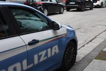 Roma, ladri prendono a martellate gioielleria a Monte Mario: il titolare era all’interno