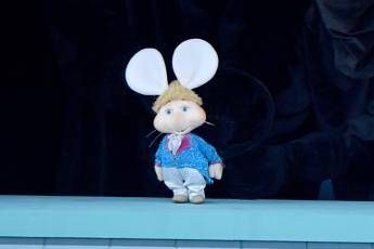 Sanremo 2025, Topo Gigio: la storia del celebre pupazzo che duetta con Lucio Corsi