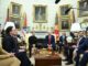 Trump contro le agenzie di stampa i contratti di Ap Reuters e Bloomberg diventano un caso