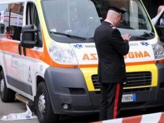 Alessandria bimbo cade dal terzo piano e gravissimo