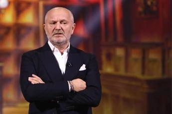 Andrea Pucci, malore durante lo spettacolo a Forlì: “Non mi sento bene”