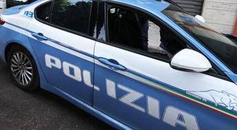 Anziana morta in casa a Milano, figlio arrestato per omicidio: a tradirlo l’autopsia