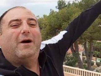 Blitz antidroga a Napoli, irreperibile il tiktoker Papusciello ma posta video dalla Spagna 5 Blitz antidroga a Napoli irreperibile il tiktoker Papusciello ma posta video dalla Spagna