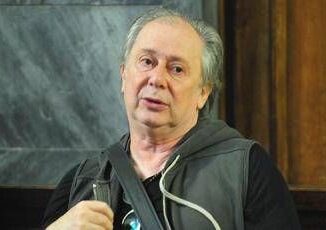 Calunnie su Berlusconi e false informazioni ai pm Lele Mora indagato a Firenze