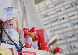 Come sta il Papa Una ricerca svela il diluvio di fake news