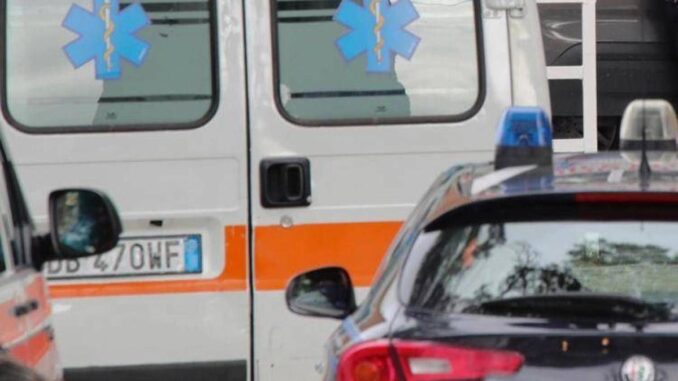 Feto in cestino ospedale a Piacenza, telecamere e testimoni per trovare chi l’ha gettato