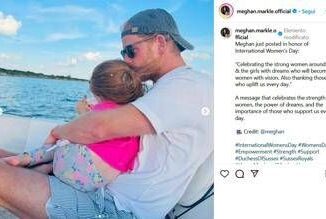 Harry in barca con in braccio Lillibet senza salvagente e polemica sui social