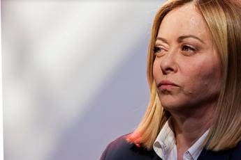 Meloni: “Trump? Io sto sempre con l’Italia, che sta con l’Europa”