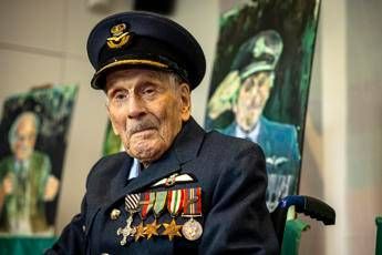 Morto a 105 anni ultimo pilota sopravvissuto alla Battaglia d’Inghilterra
