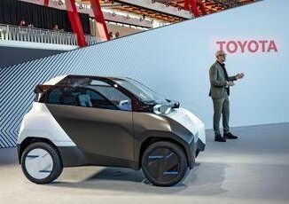 Offensiva Toyota sui suv elettrici ma spunta la microcar anti Topolino