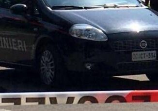 Padre accoltella e uccide il figlio durante una lite arrestato 71enne