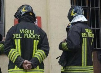Pavia esplosione in una palazzina una persona estratta viva almeno due dispersi
