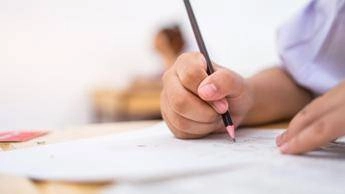 Scuola, “ecco perché il sistema non funziona”: diario di Sandy studentessa con autismo