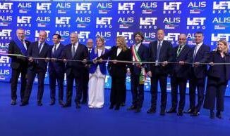 Tajani Limportante e occuparsi dei problemi non preoccuparsi
