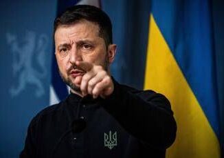 Ucraina, Zelensky a leader Ue: "Serve sostegno con soldi e armi" 3 Ucraina Zelensky a leader Ue Serve sostegno con soldi e armi