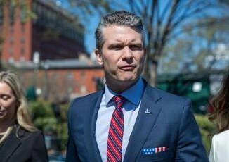 Usa nuovo caso sicurezza Moglie Hegseth a incontri su informazioni sensibili