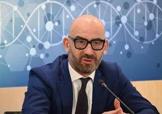 Bassetti Allarme super gonorrea occhio a PrEP invece del preservativo