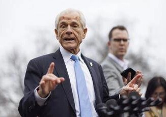 Consigliere per caso il caos dazi e la folle storia di Peter Navarro