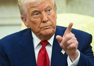 Dazi Trump minaccia la Cina e chiama Bruxelles Ue compri energia Usa