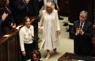 Fiona Clare la stilista che ha reso regina queen Camilla