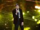 Gianni Morandi il video sul bus a Bologna Non ho una lira per il taxi