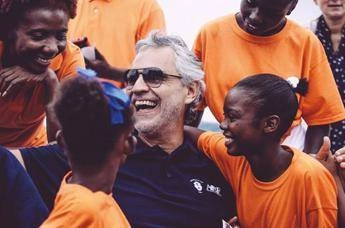 Giubileo ammalati, Bocelli: “Infermieri indispensabili, riconoscente”