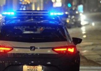Napoli sparatoria in piazza a Pianura nessun ferito