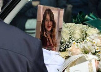Sara Campanella, dolore e commozione alla camera ardente della ragazza uccisa 1 Sara Campanella dolore e commozione alla camera ardente della ragazza uccisa