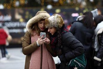 Vento gelido, crollo temperature e rischio neve anche in collina: le previsioni meteo