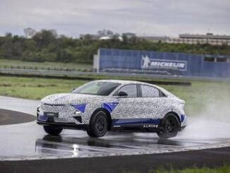 Apine A390, conto alla rovescia per la nuova berlina elettrica sportiva 1 Apine A390 conto alla rovescia per la nuova berlina elettrica sportiva
