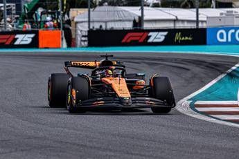 Gp Miami, dominio McLaren: vince Piastri, poi Norris. Buio Ferrari – Il film della gara